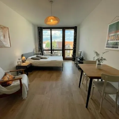 Lumineux Studio 30m2 / Balcon / Proche Gare Et Apartmán